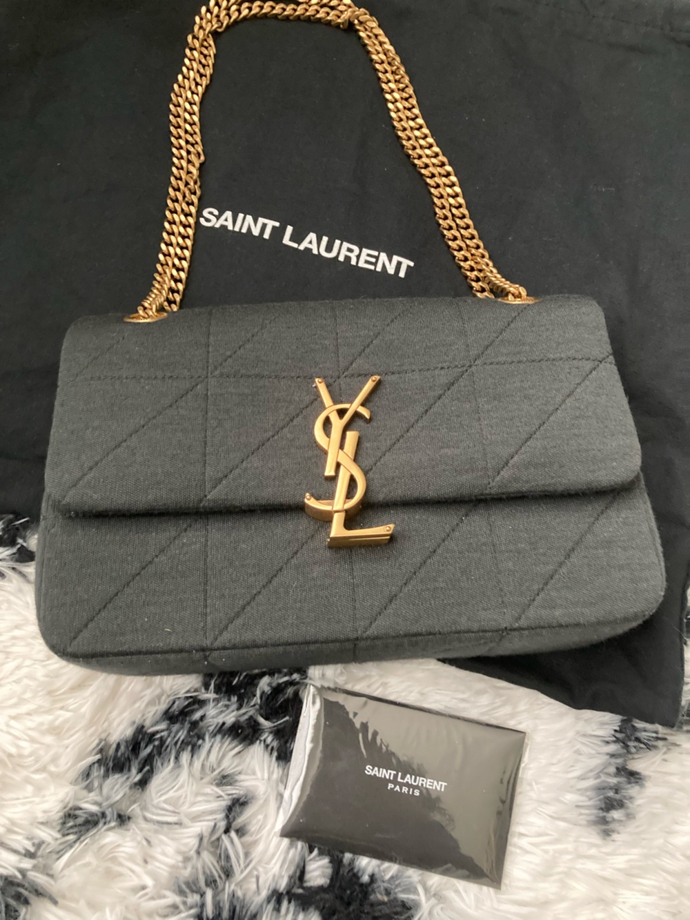 Saint Laurent Quilted Shoulder Bag in dark grey with Gold Hardware - Picture 2 of 13